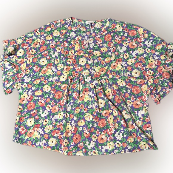 Emily Wonder Ruffled Multicolor Floral Boxy Blouse- 
size L, New Without Tags - Picture 7 of 8
